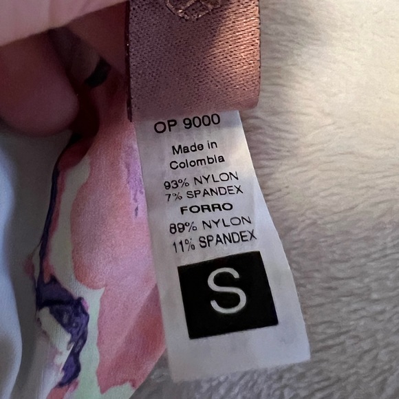 Women’s Maaji “Sixteen Candles” One-Piece Reversible Swimsuit in Size S -NWOT’s - Picture 10 of 10